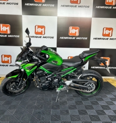 KAWASAKI Z 900