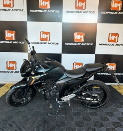 YAMAHA FZ25 FAZER