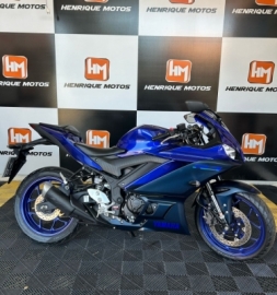 YAMAHA YZF R3